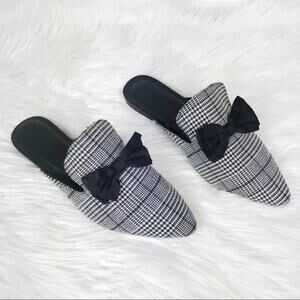 Urban Outfitters Houndstooth Bow Tie Mule Slides Slip-On Pointed-Toe Size 7